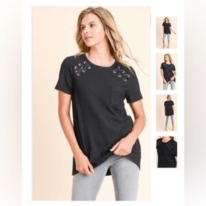 NWT Doe & Rae Black Short Sleeve Ribbed Top Grommet Accents Small, Medium, Large